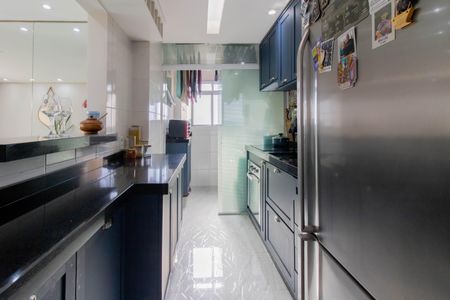 Apartamento para alugar com 72m², 2 quartos e 1 vagaCozinha