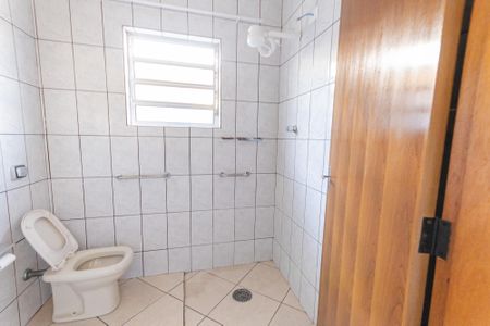 Casa à venda com 150m², 3 quartos e 2 vagasBanheiro