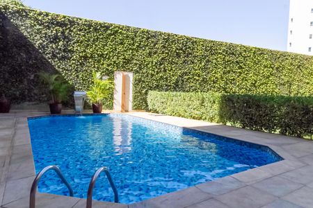 Apartamento à venda com 109m², 3 quartos e 1 vagaÁrea comum - Piscina