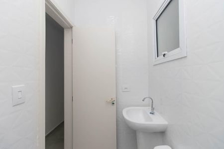 Banheiro de apartamento para alugar com 1 quarto, 37m² em Jardim Japao, São Paulo