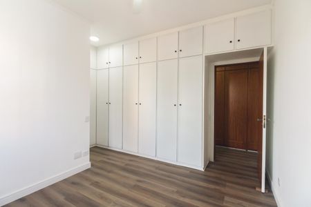 Apartamento para alugar com 244m², 4 quartos e 3 vagas Apartamento para alugar com 244m², 4 quartos e 3 vagasSuíte 1