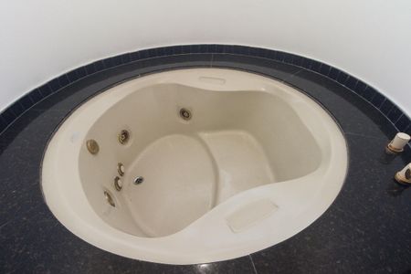 Apartamento para alugar com 244m², 4 quartos e 3 vagas Apartamento para alugar com 244m², 4 quartos e 3 vagasBanheiro Suíte 3