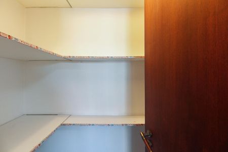 Apartamento para alugar com 244m², 4 quartos e 3 vagas Apartamento para alugar com 244m², 4 quartos e 3 vagasCozinha