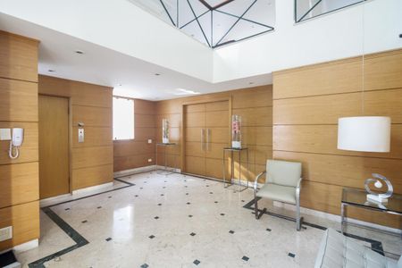 Apartamento para alugar com 244m², 4 quartos e 3 vagas Apartamento para alugar com 244m², 4 quartos e 3 vagasÁrea comum