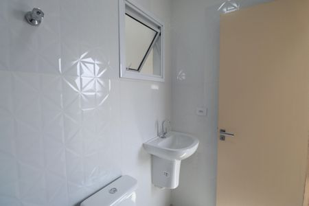 Banheiro  de apartamento para alugar com 2 quartos, 35m² em Jardim Japao, São Paulo