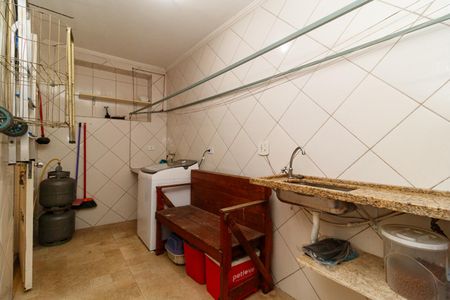 Casa para alugar com 186m², 3 quartos e 3 vagas Casa para alugar com 186m², 3 quartos e 3 vagasÁrea de Serviço