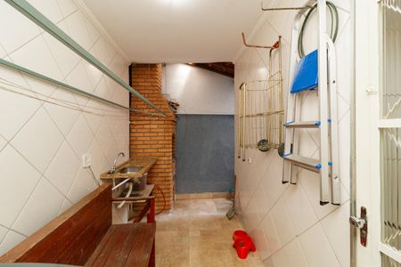 Casa para alugar com 186m², 3 quartos e 3 vagas Casa para alugar com 186m², 3 quartos e 3 vagasÁrea de Serviço