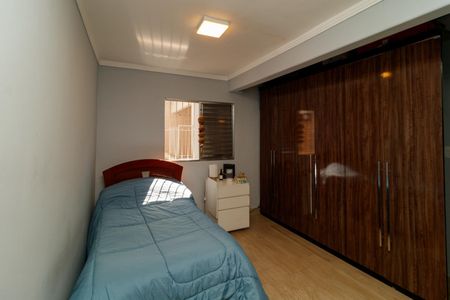 Casa para alugar com 186m², 3 quartos e 3 vagas Casa para alugar com 186m², 3 quartos e 3 vagasQuarto 2