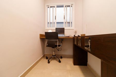 Casa para alugar com 186m², 3 quartos e 3 vagas Casa para alugar com 186m², 3 quartos e 3 vagasEscritório
