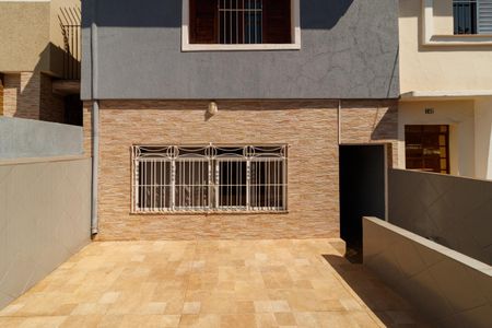 Casa para alugar com 186m², 3 quartos e 3 vagas Casa para alugar com 186m², 3 quartos e 3 vagasÁrea externa