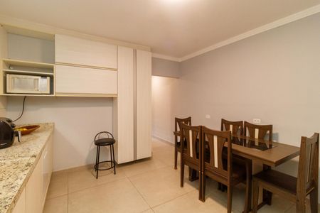 Casa para alugar com 186m², 3 quartos e 3 vagas Casa para alugar com 186m², 3 quartos e 3 vagasCozinha