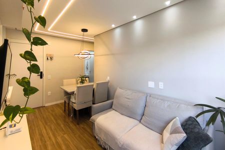 Apartamento para alugar com 47m², 2 quartos e 1 vagaSala