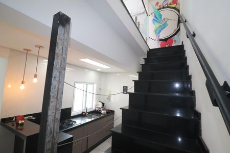 Apartamento à venda com 157m², 2 quartos e 3 vagasEscada cobertura 