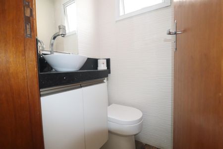 Apartamento à venda com 157m², 2 quartos e 3 vagasLavabo cobertura 