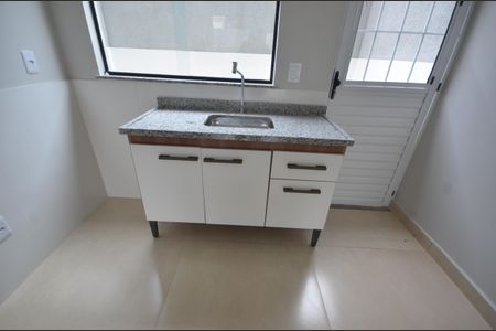 Apartamento para alugar com 80m², 2 quartos e sem vagaCozinha