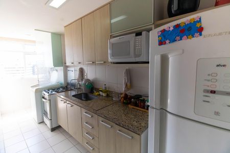 Apartamento à venda com 56m², 2 quartos e 1 vagaCozinha e Área de Serviço