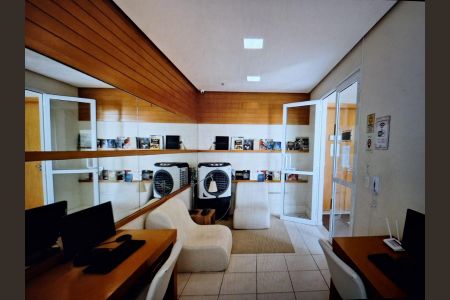 Apartamento à venda com 56m², 2 quartos e 1 vagaÁrea comum