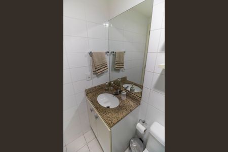 Apartamento à venda com 56m², 2 quartos e 1 vagaBanheiro Social