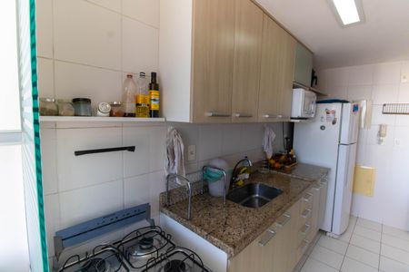 Apartamento à venda com 56m², 2 quartos e 1 vagaCozinha e Área de Serviço