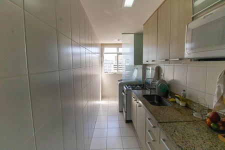 Apartamento à venda com 56m², 2 quartos e 1 vagaCozinha e Área de Serviço