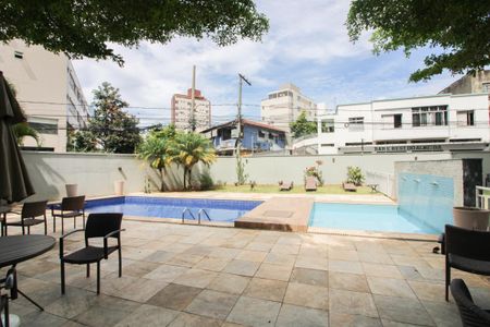 Apartamento para alugar com 101m², 3 quartos e 2 vagas Apartamento para alugar com 101m², 3 quartos e 2 vagasÁrea comum - Piscina