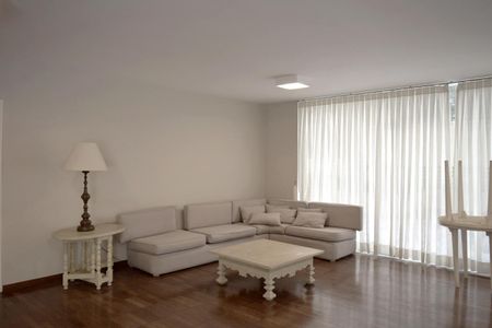 Apartamento à venda com 98m², 2 quartos e sem vagaÁrea comum