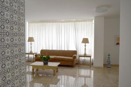 Apartamento à venda com 98m², 2 quartos e sem vagaÁrea comum
