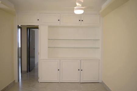 Apartamento à venda com 98m², 2 quartos e sem vagaSala