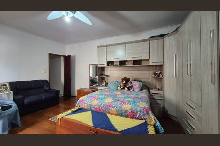 Casa à venda com 250m², 3 quartos e 2 vagas Casa à venda com 250m², 3 quartos e 2 vagasSuíte