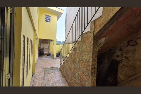 Casa à venda com 250m², 3 quartos e 2 vagas Casa à venda com 250m², 3 quartos e 2 vagasÁrea externa