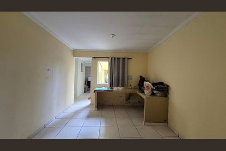 Casa à venda com 250m², 3 quartos e 2 vagas Casa à venda com 250m², 3 quartos e 2 vagasSala 2