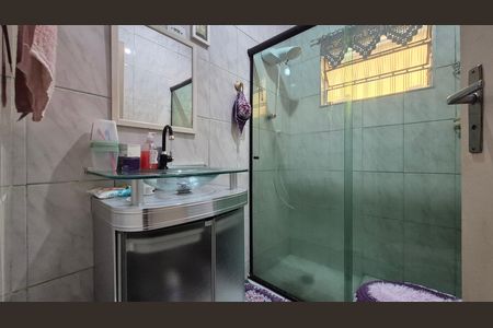 Casa à venda com 250m², 3 quartos e 2 vagas Casa à venda com 250m², 3 quartos e 2 vagasBanheiro Social
