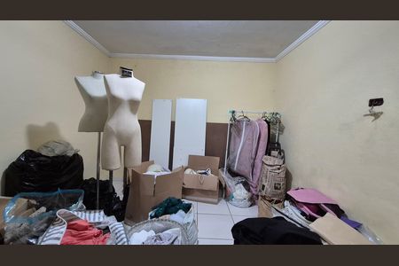 Casa à venda com 250m², 3 quartos e 2 vagas Casa à venda com 250m², 3 quartos e 2 vagasQuarto 3
