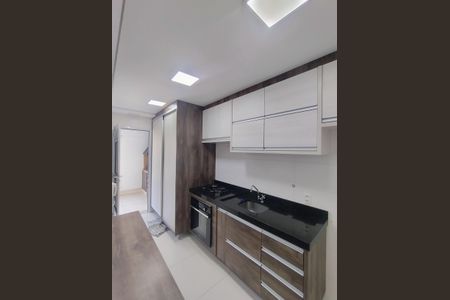 Apartamento para alugar com 77m², 2 quartos e 1 vagaCozinha e Área de Serviço