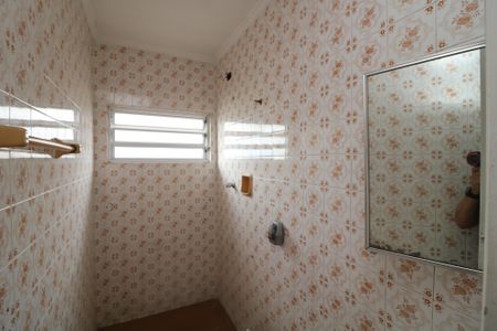 Casa para alugar com 400m², 3 quartos e 4 vagasBanheiro da Suíte