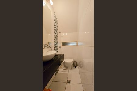 Casa à venda com 200m², 3 quartos e 2 vagasBanheiro Social