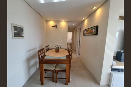Sala de apartamento à venda com 3 quartos, 78m² em Vila Osasco, Osasco