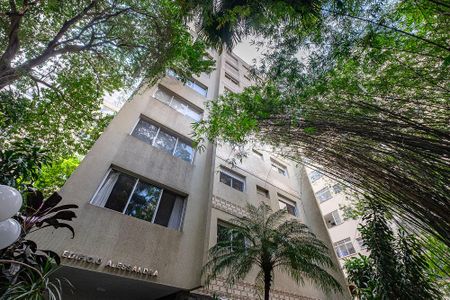 Apartamento para alugar com 132m², 3 quartos e 2 vagasFachada