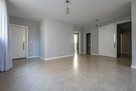 Apartamento para alugar com 132m², 3 quartos e 2 vagasSala