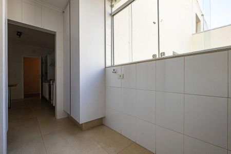 Apartamento para alugar com 132m², 3 quartos e 2 vagasÁrea de Serviço