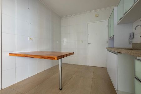 Apartamento para alugar com 132m², 3 quartos e 2 vagasCozinha
