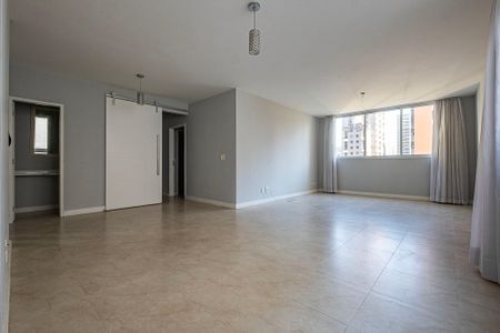 Apartamento para alugar com 132m², 3 quartos e 2 vagasSala