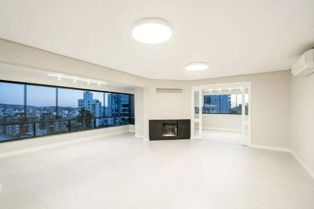 Apartamento à venda com 3 quartos, 176m² em Boa Vista, Porto Alegre