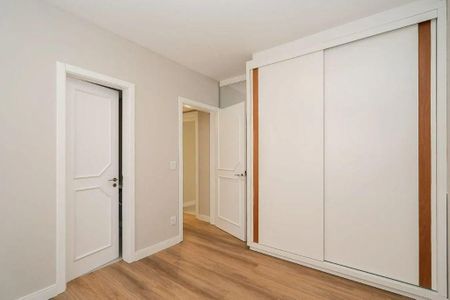 Apartamento à venda com 3 quartos, 176m² em Boa Vista, Porto Alegre