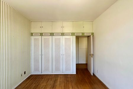 Casa à venda com 500m², 3 quartos e 2 vagasQuarto 3