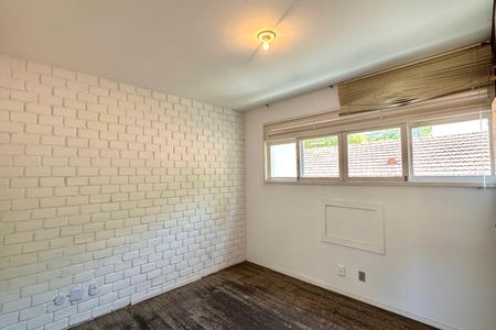 Casa à venda com 500m², 3 quartos e 2 vagasQuarto 4