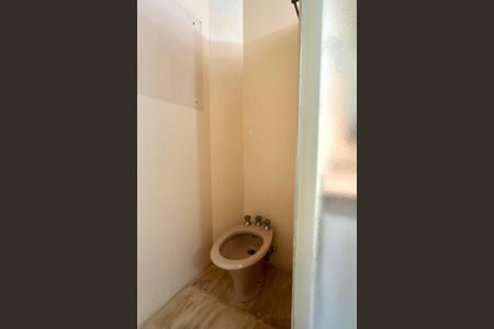 Casa à venda com 500m², 3 quartos e 2 vagasBanheiro da Suíte