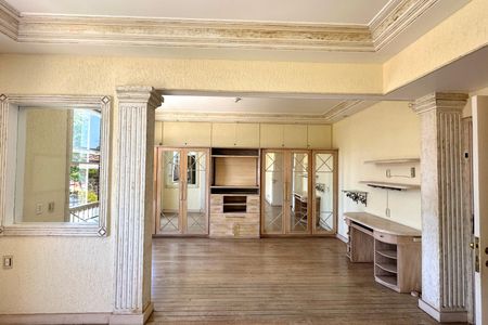 Casa à venda com 500m², 3 quartos e 2 vagasSala