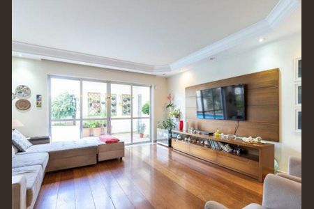 Casa à venda com 4 quartos, 363m² em Granja Julieta, São Paulo