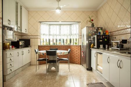 Apartamento à venda com 399m², 4 quartos e 7 vagasCozinha